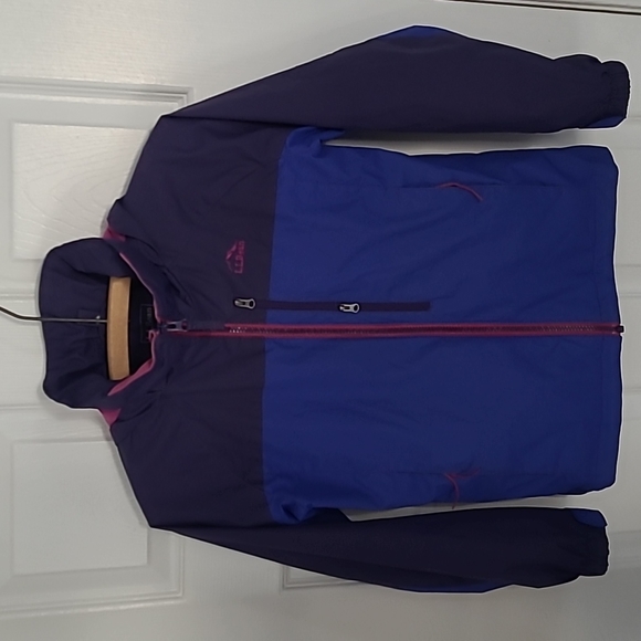 Kids size 8 LLBEAN girls windbreaker/fall jacket - Picture 2 of 6
